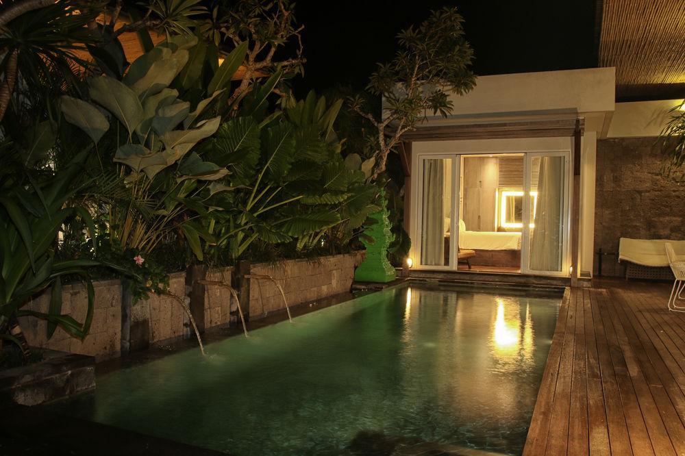 Hu'U Villas Seminyak Extérieur photo